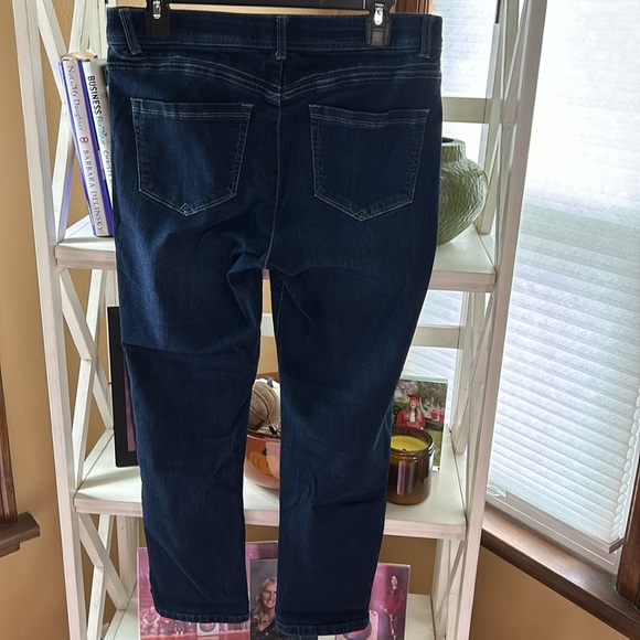 Democracy Ab Solutions Dark Cropped Zipper Detail Jeans sz 10 - Picture 4 of 7